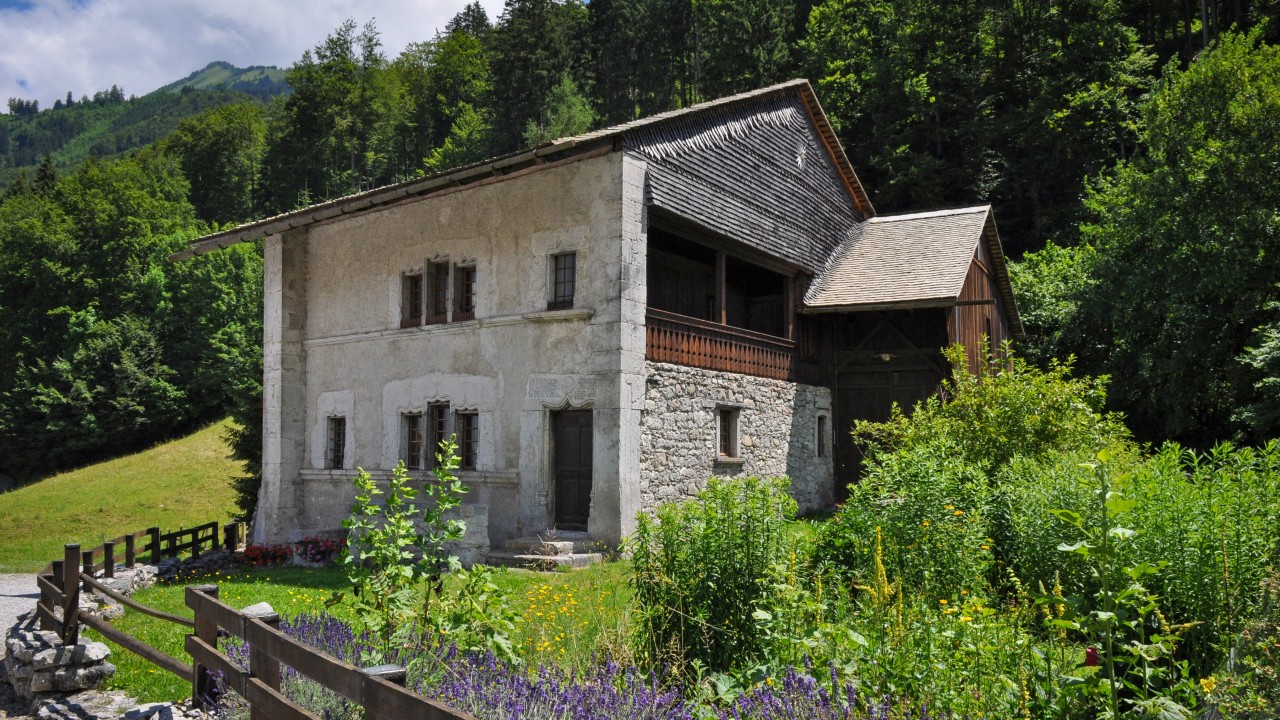 Grandvillard maison du Banneret-4075x2293