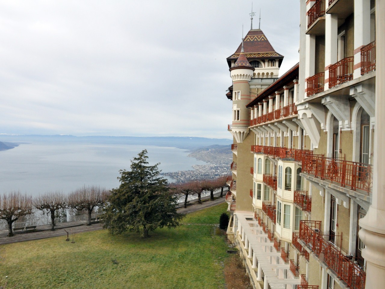 2.ROCHERS-DE-NAYE_CAUX_PALACE-3796x2848