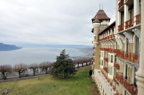 2.ROCHERS-DE-NAYE_CAUX_PALACE