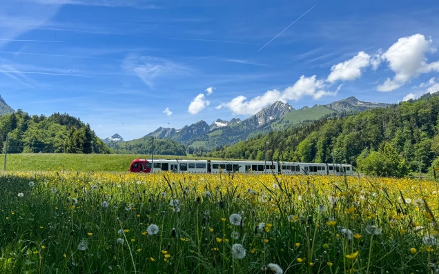 Train Intyamon-1845x1152