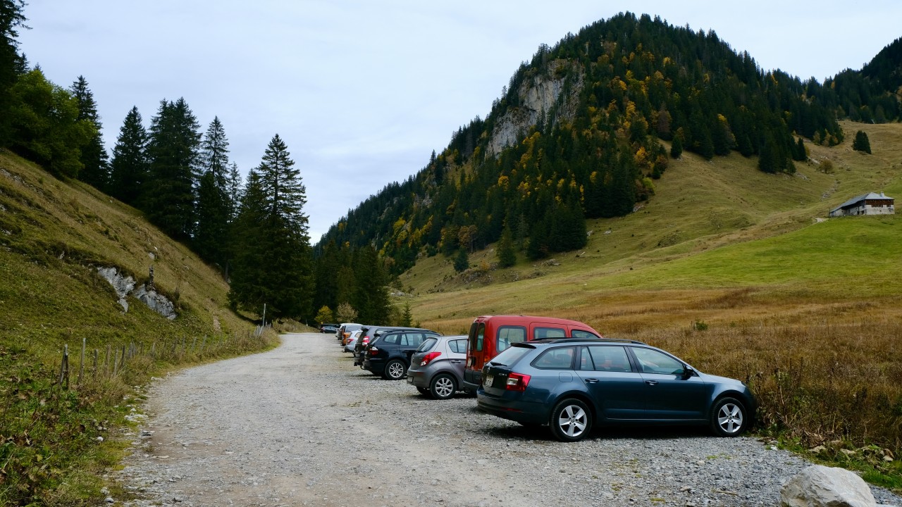 Parking Gros Mont-6240x3508