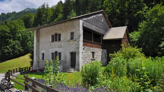 Grandvillard maison du Banneret-4075x2293
