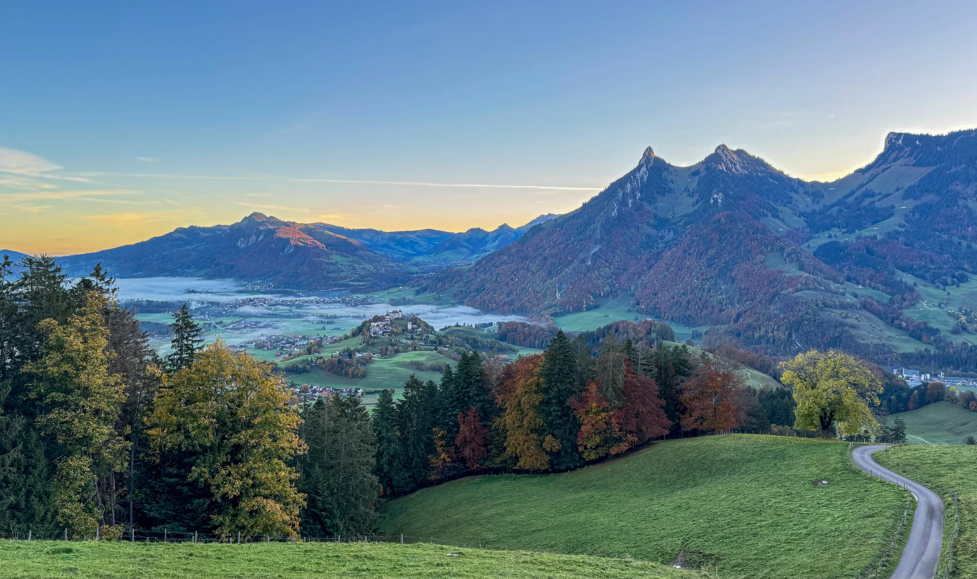 Gruyères en automne-5422x3213